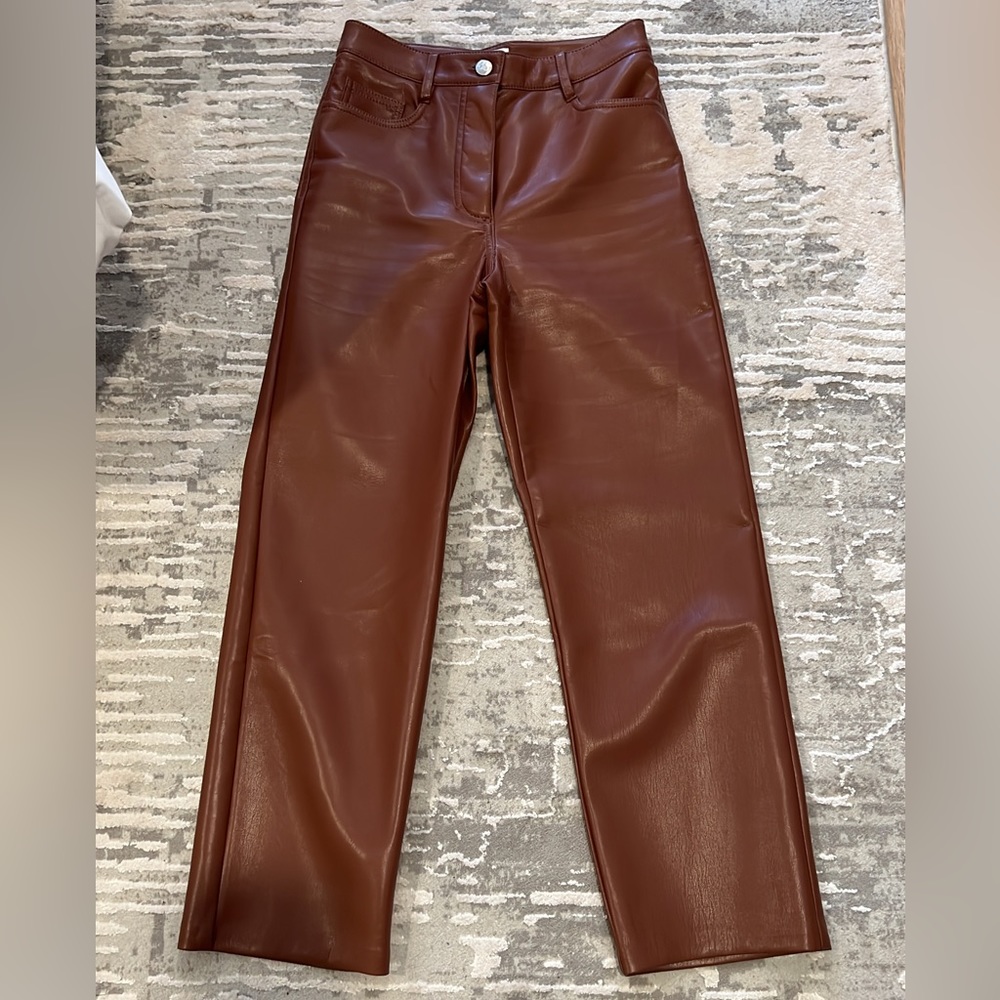 ARITZIA Wilfred Melina cropped pants in cognac. Size 0
